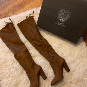 BRAND NEW IN BOX OVER KNEE BOOT